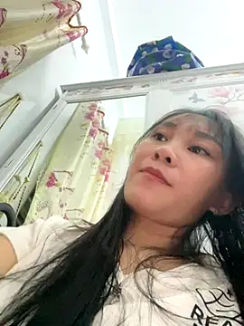 Ami-mi00 online show from 10-15-25, 01:55