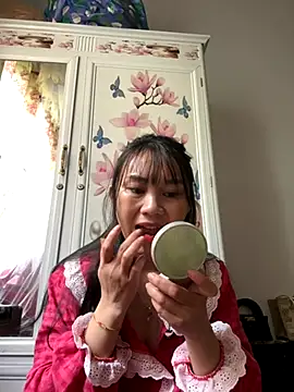 Ami-mi00 online show from 10-21-25, 05:08