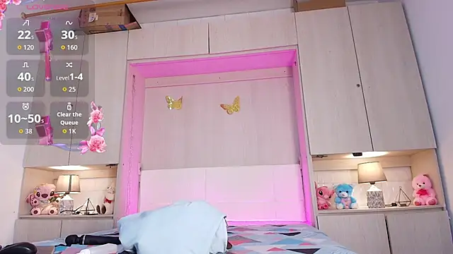 Snapshot of ChloeWiillow chatting on 07-02-26, 11:27 ChloeWiillow online show from 07-02-26, 11:27