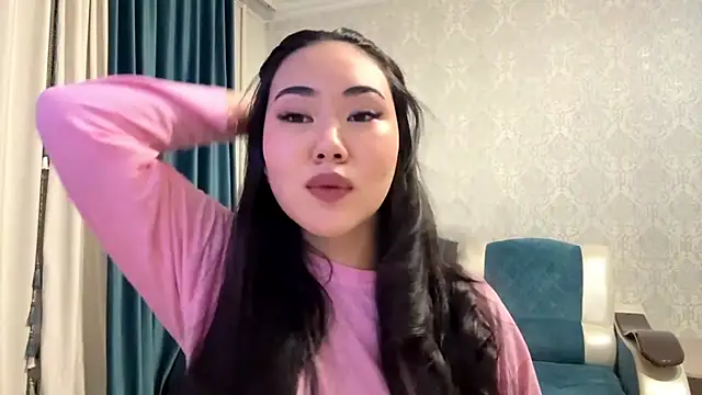 AYPRILPURE online show from 10-13-25, 04:29