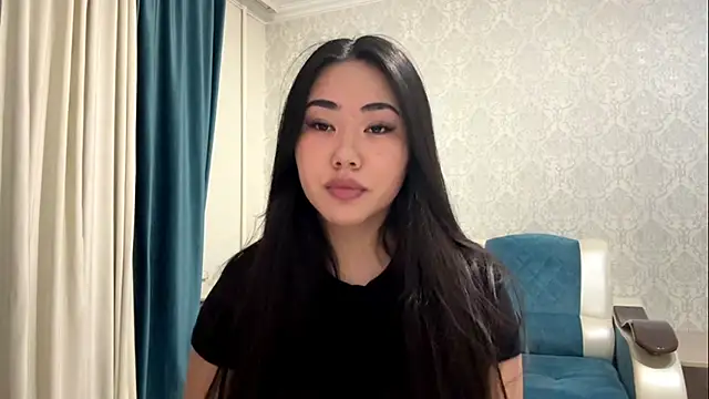 AYPRILPURE online show from 10-16-25, 03:13