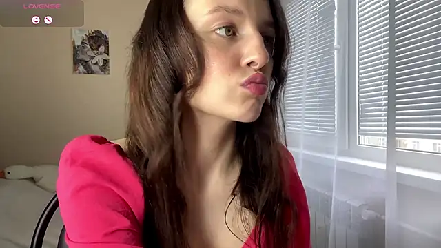 Snapshot of JanellHousen chatting on 04-11-26, 06:07 JanellHousen online show from 04-11-26, 06:07