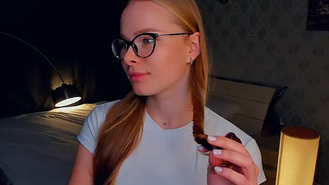 LibbyVenzeio online show from 10-19-25, 07:20