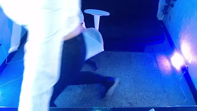 Snapshot of Lexy_Storm_18 chatting on 12-13-25, 07:53 Lexy Storm 18 online show from 12-13-25, 07:53