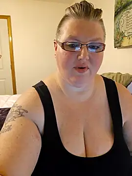 Snapshot of Budd_Bunney chatting on 10-15-25, 07:14 Budd Bunney online show from 10-15-25, 07:14