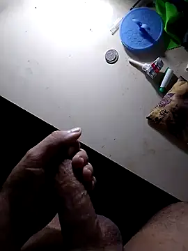 eroer20 online show from 10-05-25, 06:39