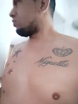 Snapshot of fayola20 chatting on 04-16-26, 01:12 fayola20 online show from 04-16-26, 01:12