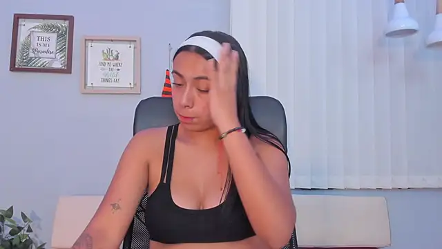 Lilo Rose online show from 10-24-25, 07:10