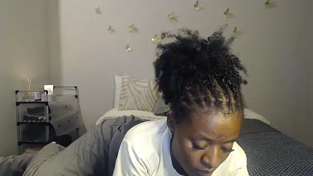 Snapshot of lifeysexy chatting on 05-11-26, 03:51 lifeysexy online show from 05-11-26, 03:51