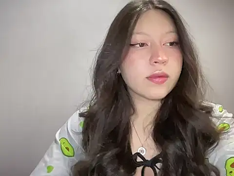 Rachel James   online show from 11-27-25, 03:52