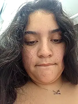 Khloekiss online show from 10-18-25, 05:54