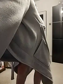 honzinka83 online show from 02-12-26, 06:36