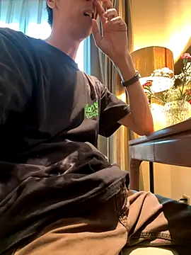 HenryLee1983-cums online show from 10-07-25, 08:33