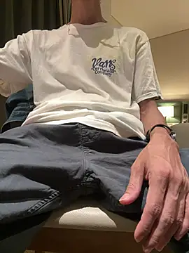 HenryLee1983-cums online show from 05-20-26, 01:50