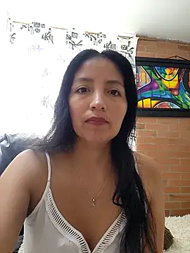 Claris milk online show from 11-03-25, 01:45