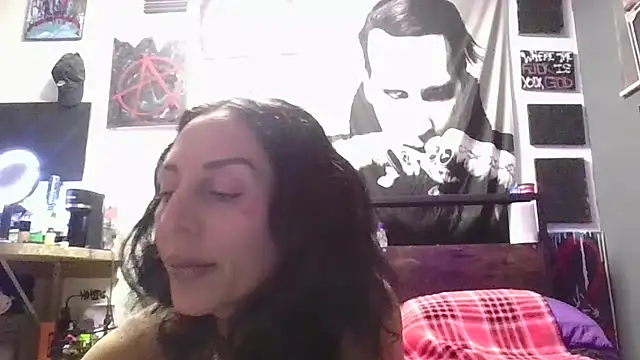 Snapshot of inkdhollow1 chatting on 11-01-25, 06:15 inkdhollow1 online show from 11-01-25, 06:15