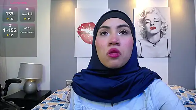 Neesha   online show from 11-12-25, 07:46