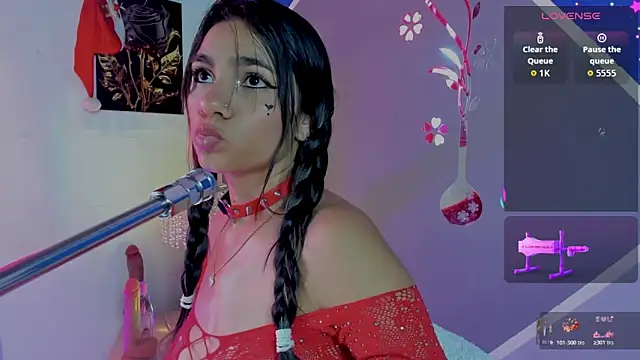 susi hot13 online show from 01-12-26, 08:25