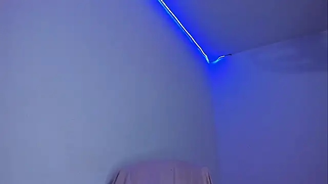 Lia0109 online show from 12-13-25, 07:53