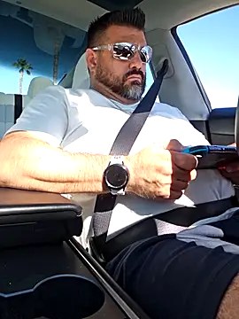 Roddog18 online show from 02-04-26, 07:31