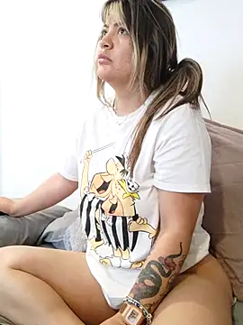 Zoe riivas online show from 03-23-26, 01:04