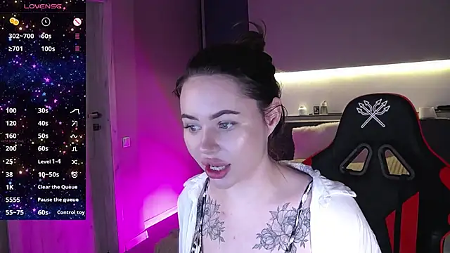 AlmaryKim online show from 12-16-24, 03:32