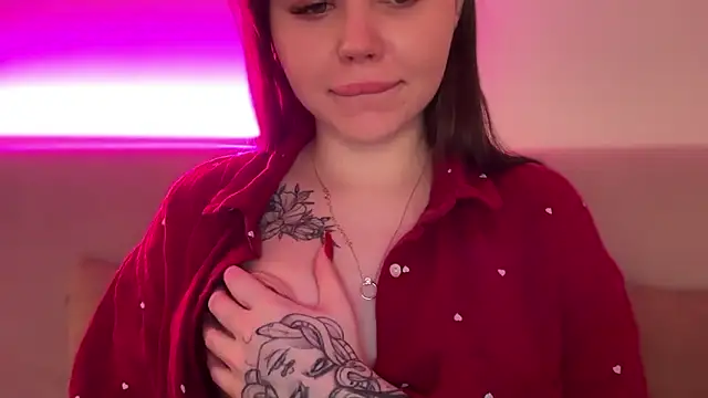 AlmaryKim online show from 02-04-26, 06:19