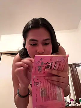 Snapshot of Brianna_bunny05 chatting on 10-16-25, 03:18 Brianna bunny05 online show from 10-16-25, 03:18