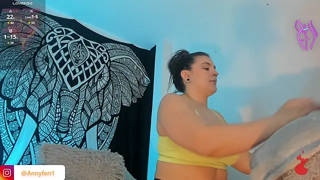 Snapshot of Anny_ferrer1 chatting on 10-06-25, 11:35 Anny ferrer1 online show from 10-06-25, 11:35