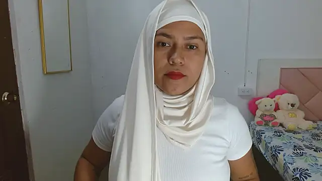 Nadia hasbun online show from 10-08-25, 11:19