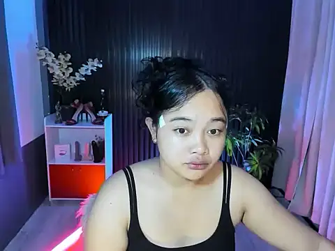 UrFavouriteCravings online show from 10-29-25, 12:46