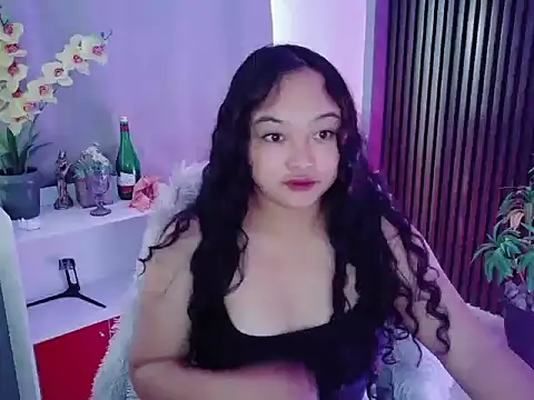 UrFavouriteCravings online show from 03-03-26, 06:52