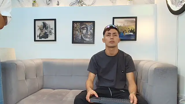 VERY HOT GUYS online show from 01-13-26, 05:29