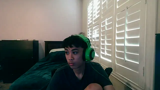 youngasianboy2007 online show from 02-03-26, 11:10