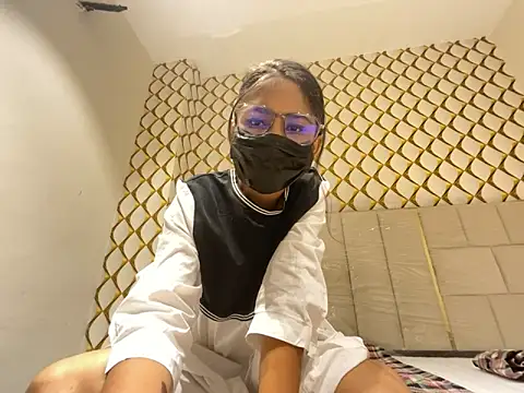 Snapshot of dubyzubygirl chatting on 10-06-25, 04:59 dubyzubygirl online show from 10-06-25, 04:59