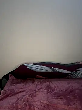 Amy hemii online show from 10-15-25, 07:14