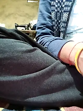 Snapshot of LOVE-VIKA chatting on 11-22-25, 08:35 LOVE-VIKA online show from 11-22-25, 08:35