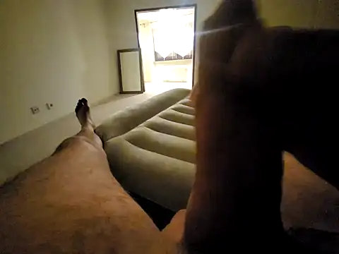 rezzzze online show from 10-12-25, 11:04