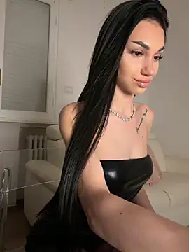 Snapshot of ilariea_girl chatting on 04-21-26, 08:55 ilariea girl online show from 04-21-26, 08:55