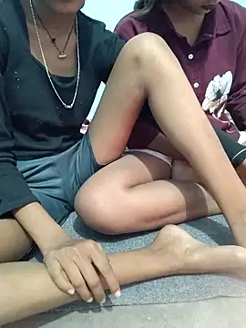 Snapshot of Unique_girls90 chatting on 02-02-26, 05:50 Unique girls90 online show from 02-02-26, 05:50