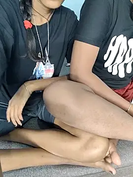 Snapshot of Unique_girls90 chatting on 02-28-26, 01:34 Unique girls90 online show from 02-28-26, 01:34