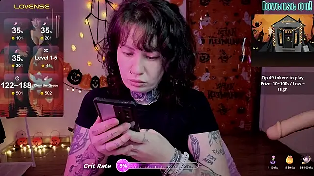 Senorita  Dakota online show from 10-22-25, 09:58