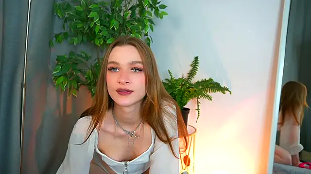 PollyMayer online show from 12-04-25, 09:12