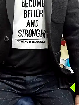 Snapshot of chougegg0214 chatting on 11-07-25, 12:54 chougegg0214 online show from 11-07-25, 12:54