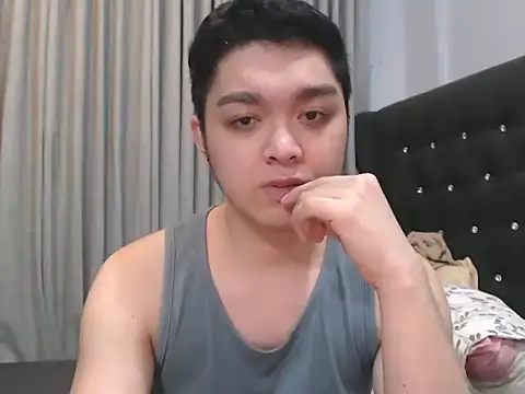 JayKarLo online show from 10-11-25, 01:42