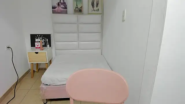 amyalvarez online show from 02-15-26, 03:20