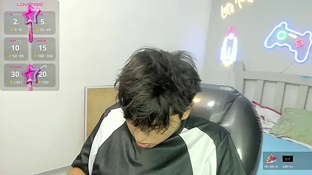 StiwenTwink online show from 12-20-25, 07:32