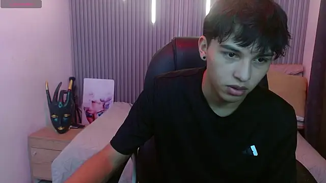StiwenTwink online show from 07-29-26, 03:43