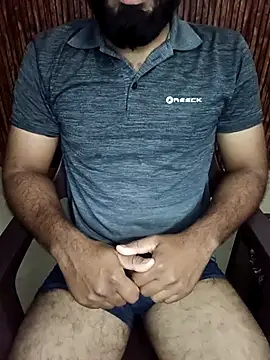 Snapshot of bhaveshPlayboy chatting on 10-09-25, 06:17 bhaveshPlayboy online show from 10-09-25, 06:17