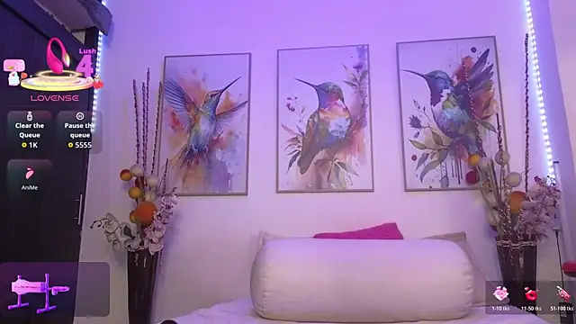 Snapshot of Moon_celeste chatting on 02-13-26, 07:10 Moon celeste online show from 02-13-26, 07:10